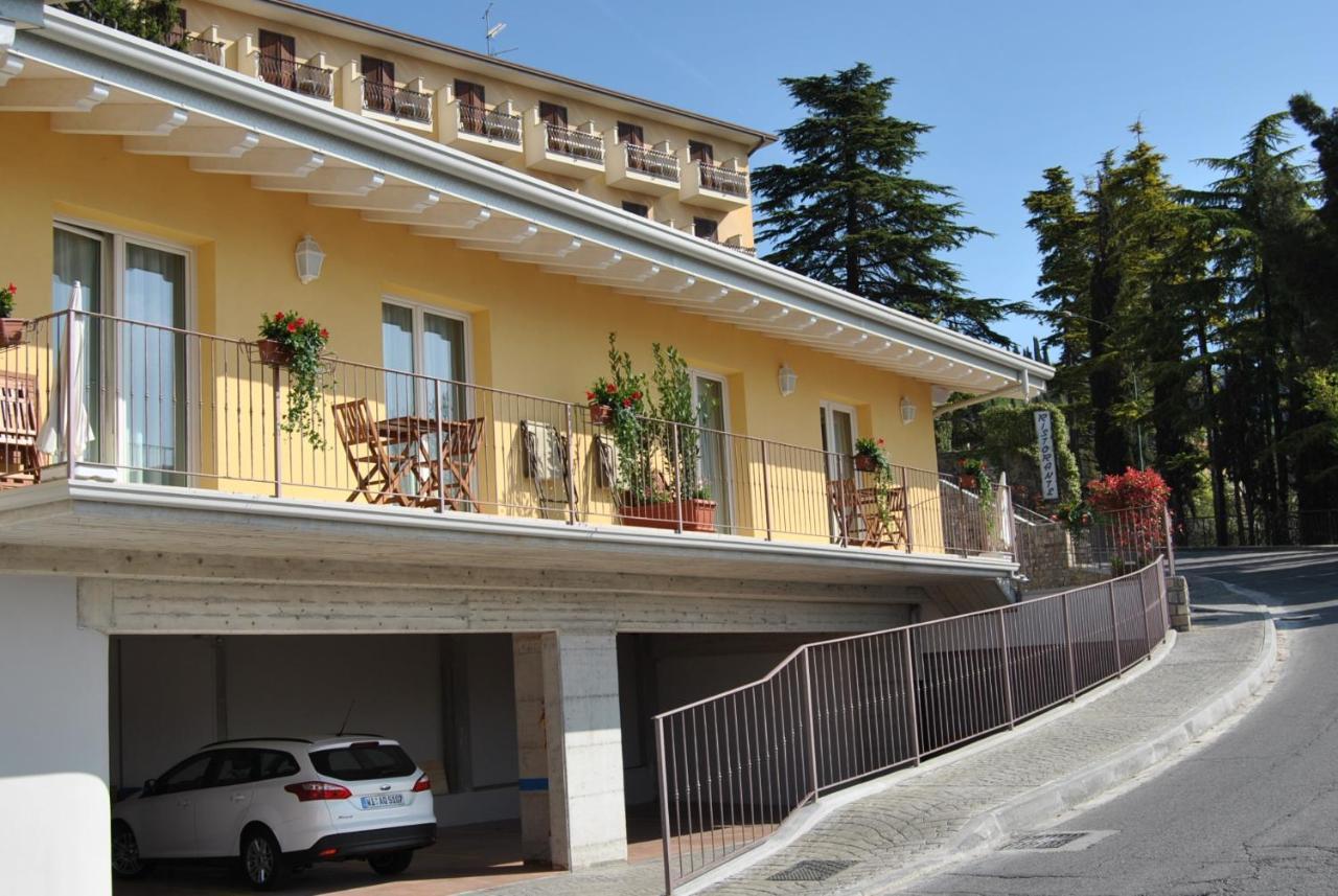 Appartamenti San Pietro - Hotel Gallo Tignale Extérieur photo